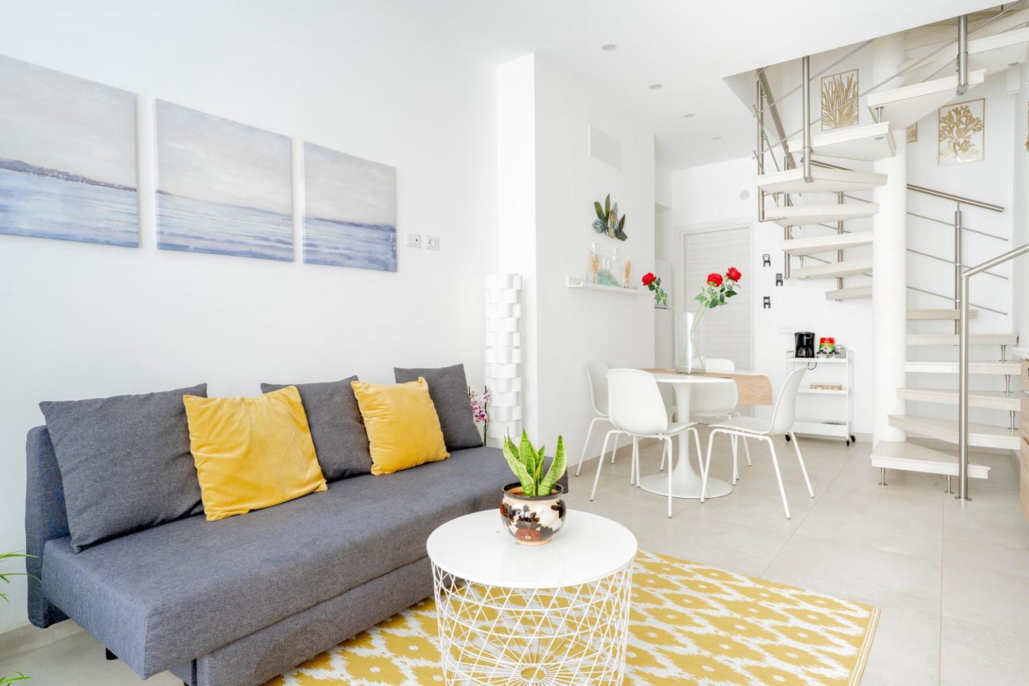 Eos Sea View Holiday home *